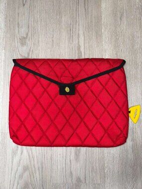 Timbuk2 Red Quilted Laptop Sleeve Medium - Purple Corduroy Lining - MacBook Pro